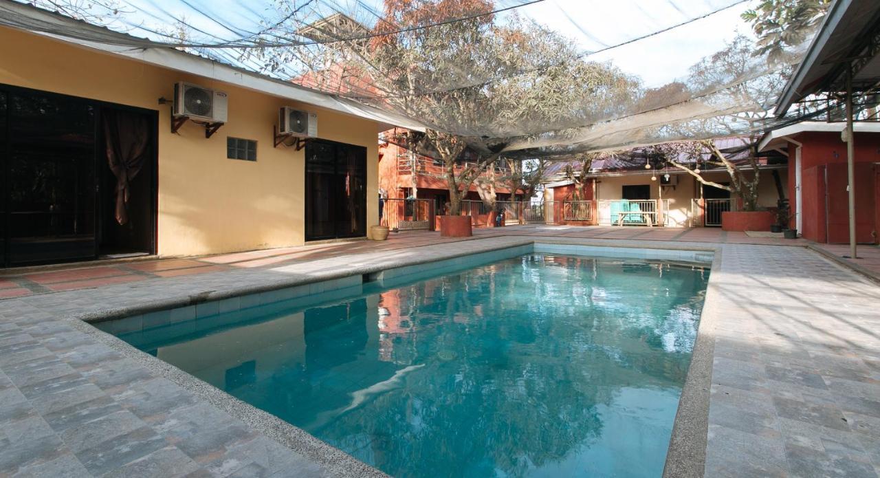 เรดดอร์ซ พลัส แอท มาลาบัก ซิลัง Hotel Silang ภายนอก รูปภาพ