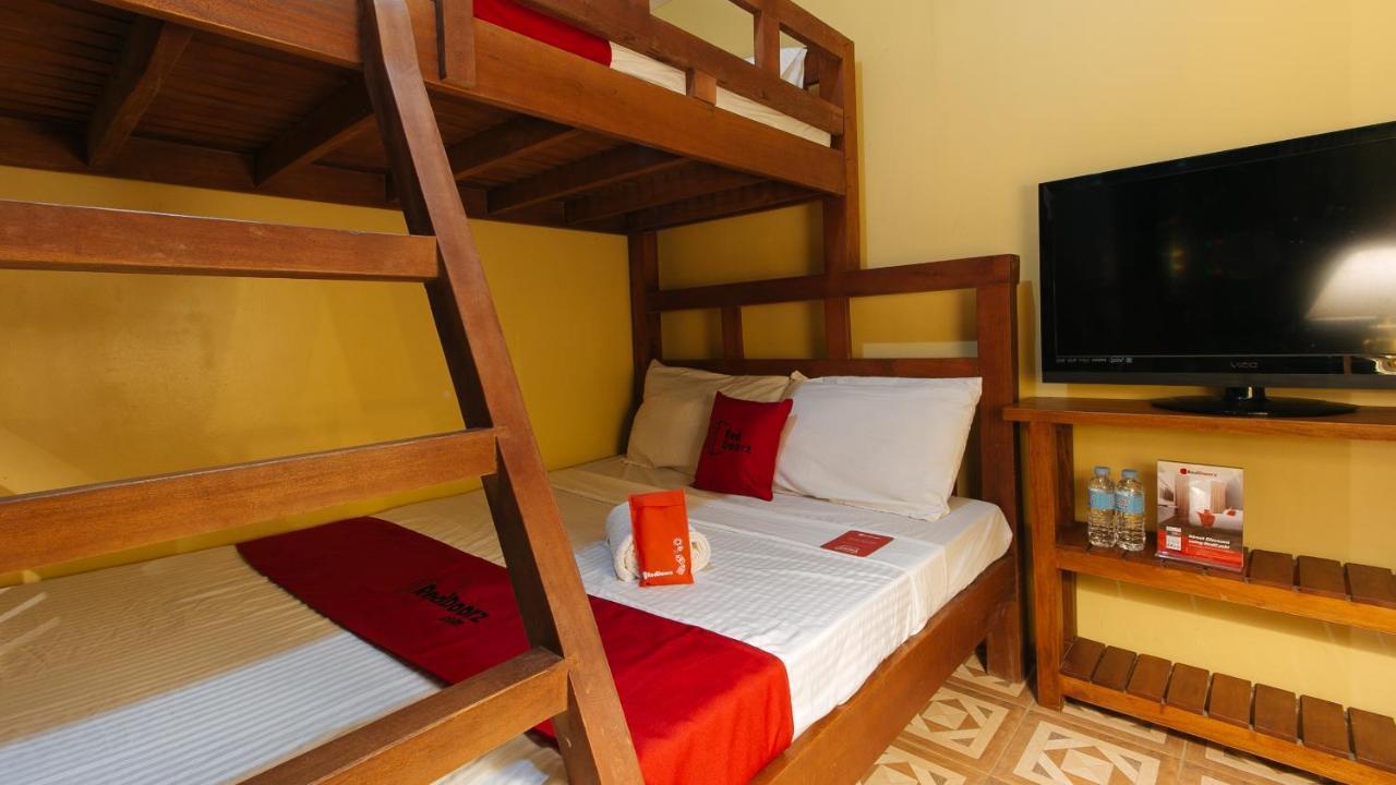 เรดดอร์ซ พลัส แอท มาลาบัก ซิลัง Hotel Silang ภายนอก รูปภาพ
