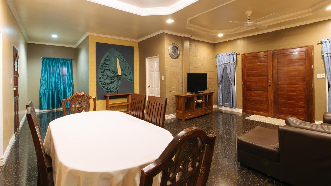 เรดดอร์ซ พลัส แอท มาลาบัก ซิลัง Hotel Silang ภายนอก รูปภาพ