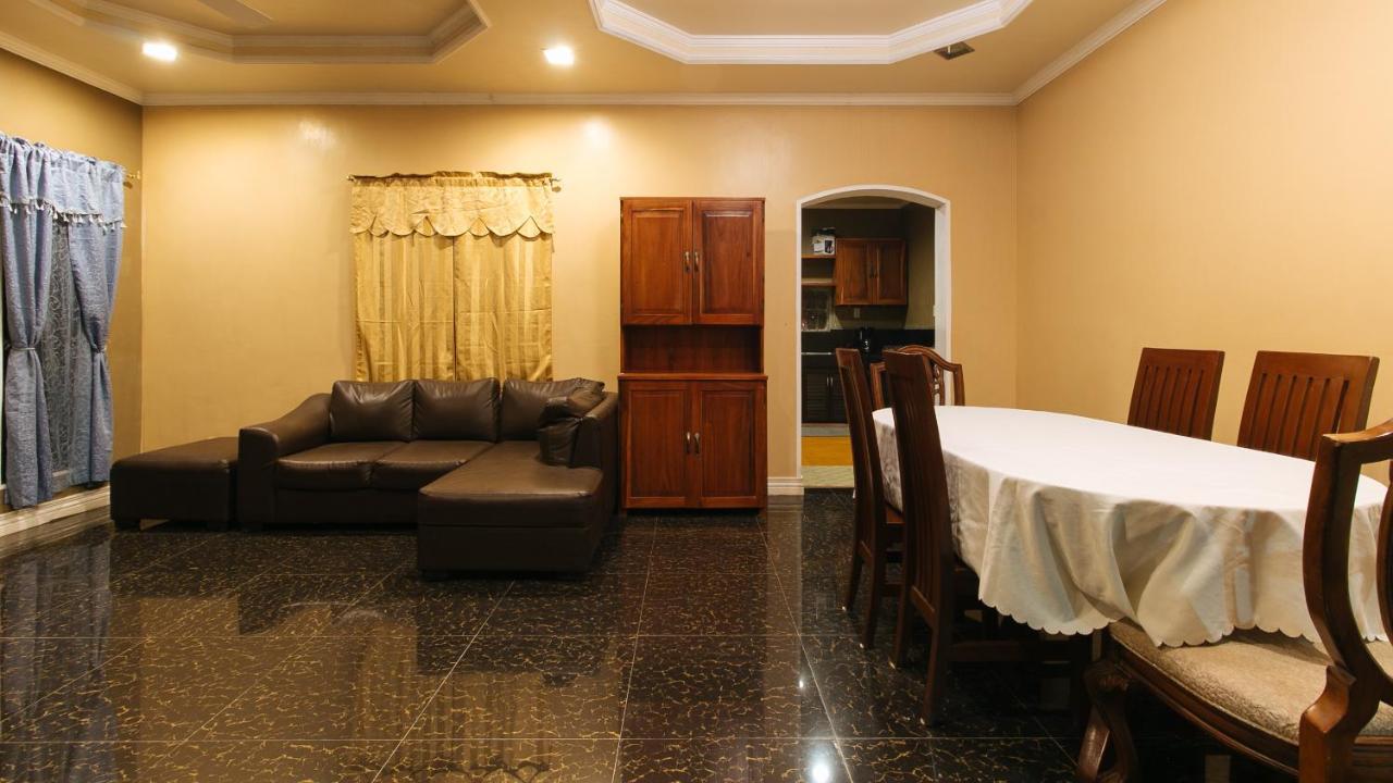 เรดดอร์ซ พลัส แอท มาลาบัก ซิลัง Hotel Silang ภายนอก รูปภาพ