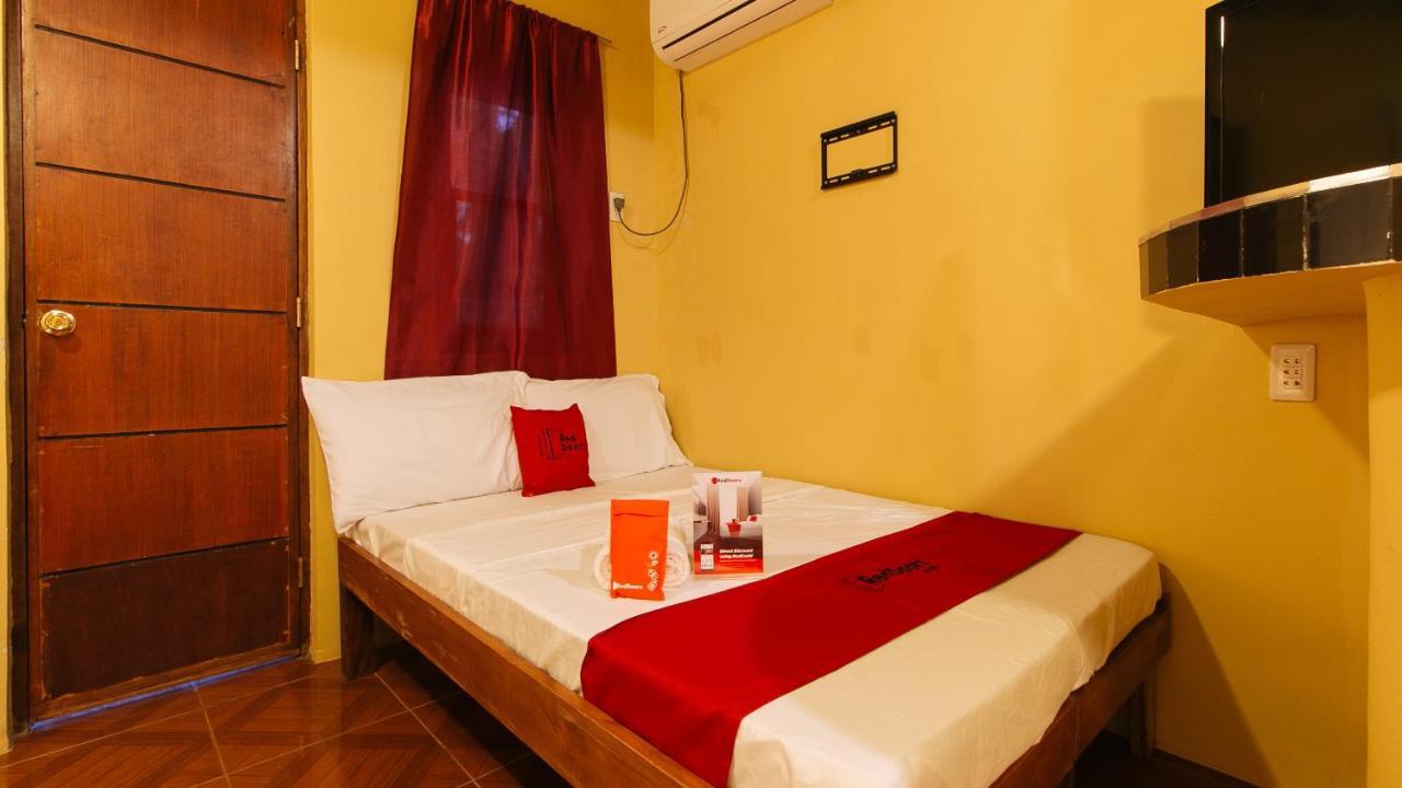 เรดดอร์ซ พลัส แอท มาลาบัก ซิลัง Hotel Silang ภายนอก รูปภาพ