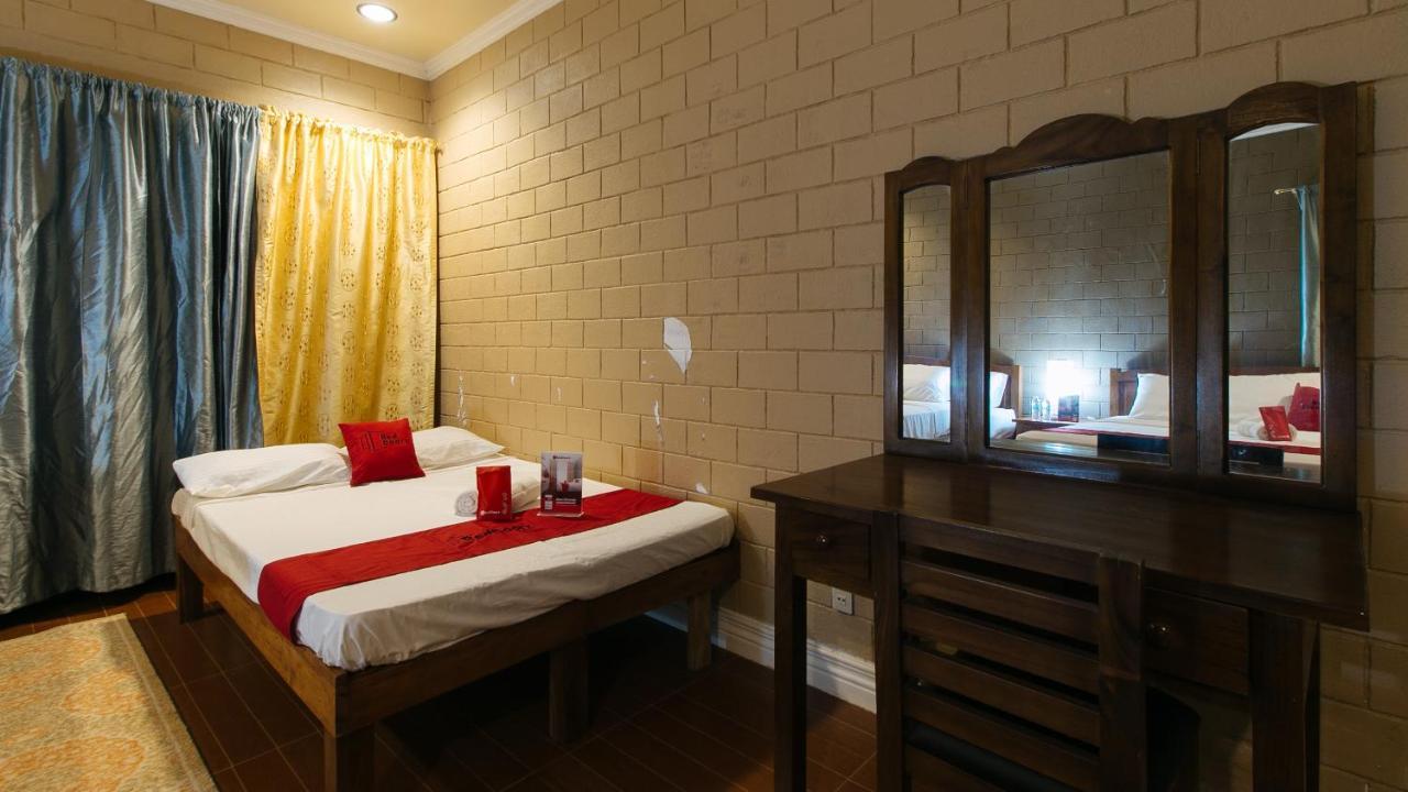 เรดดอร์ซ พลัส แอท มาลาบัก ซิลัง Hotel Silang ภายนอก รูปภาพ