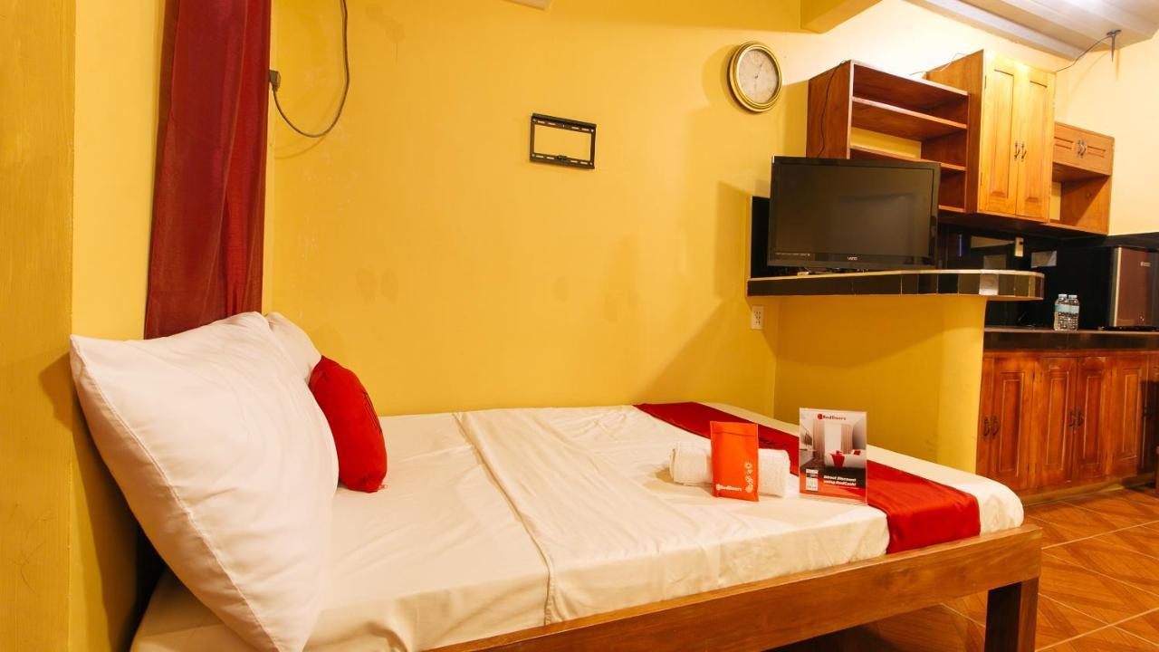 เรดดอร์ซ พลัส แอท มาลาบัก ซิลัง Hotel Silang ภายนอก รูปภาพ