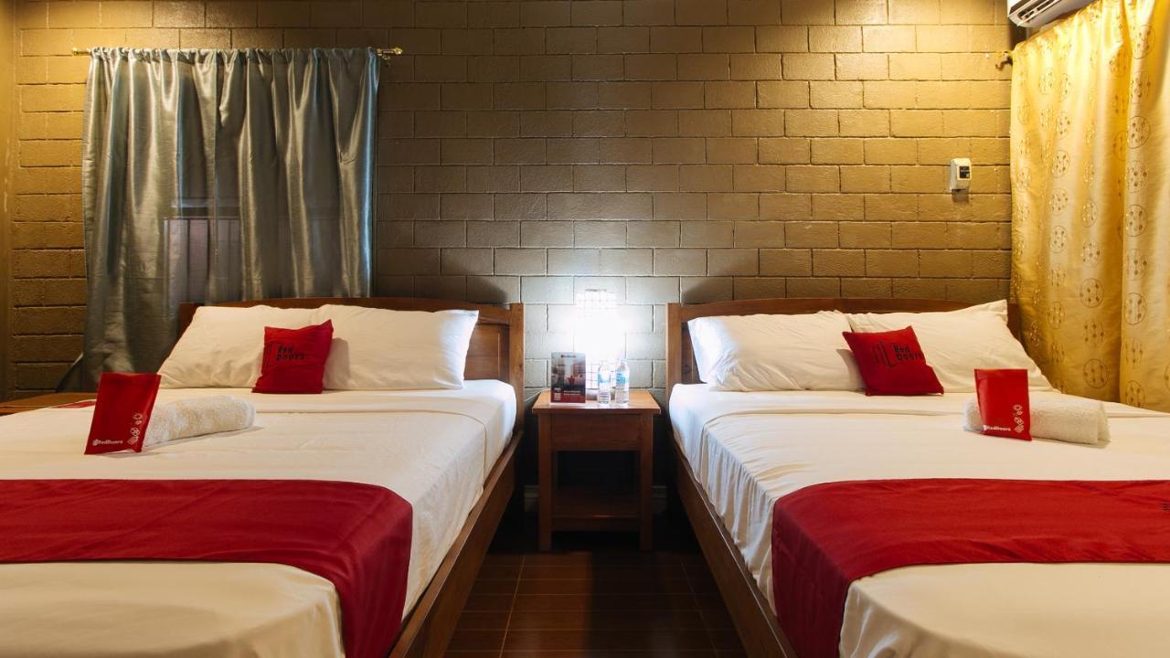 เรดดอร์ซ พลัส แอท มาลาบัก ซิลัง Hotel Silang ภายนอก รูปภาพ